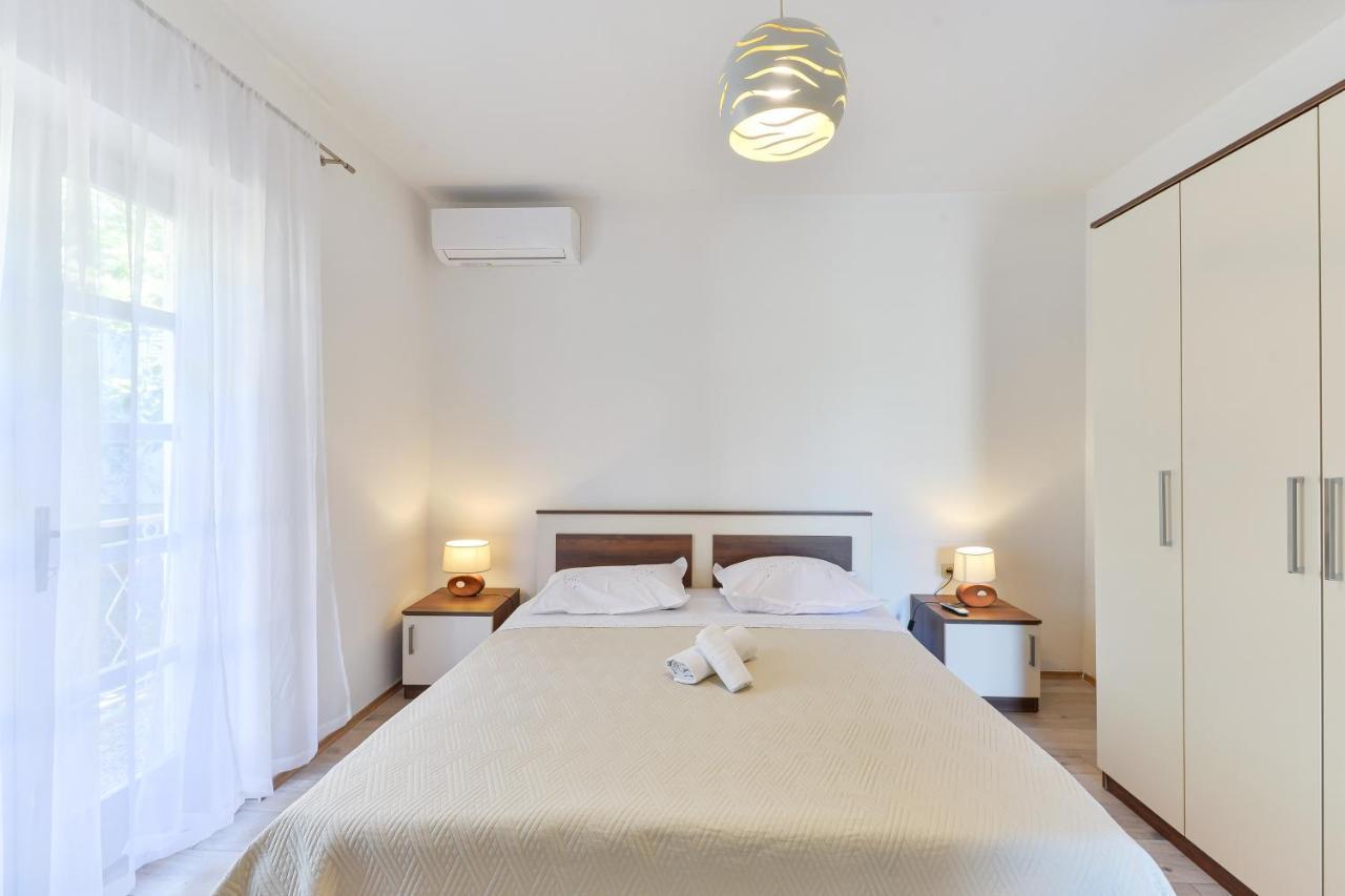 Apartments With A Parking Space Bibinje, Zadar - 12270 Екстериор снимка